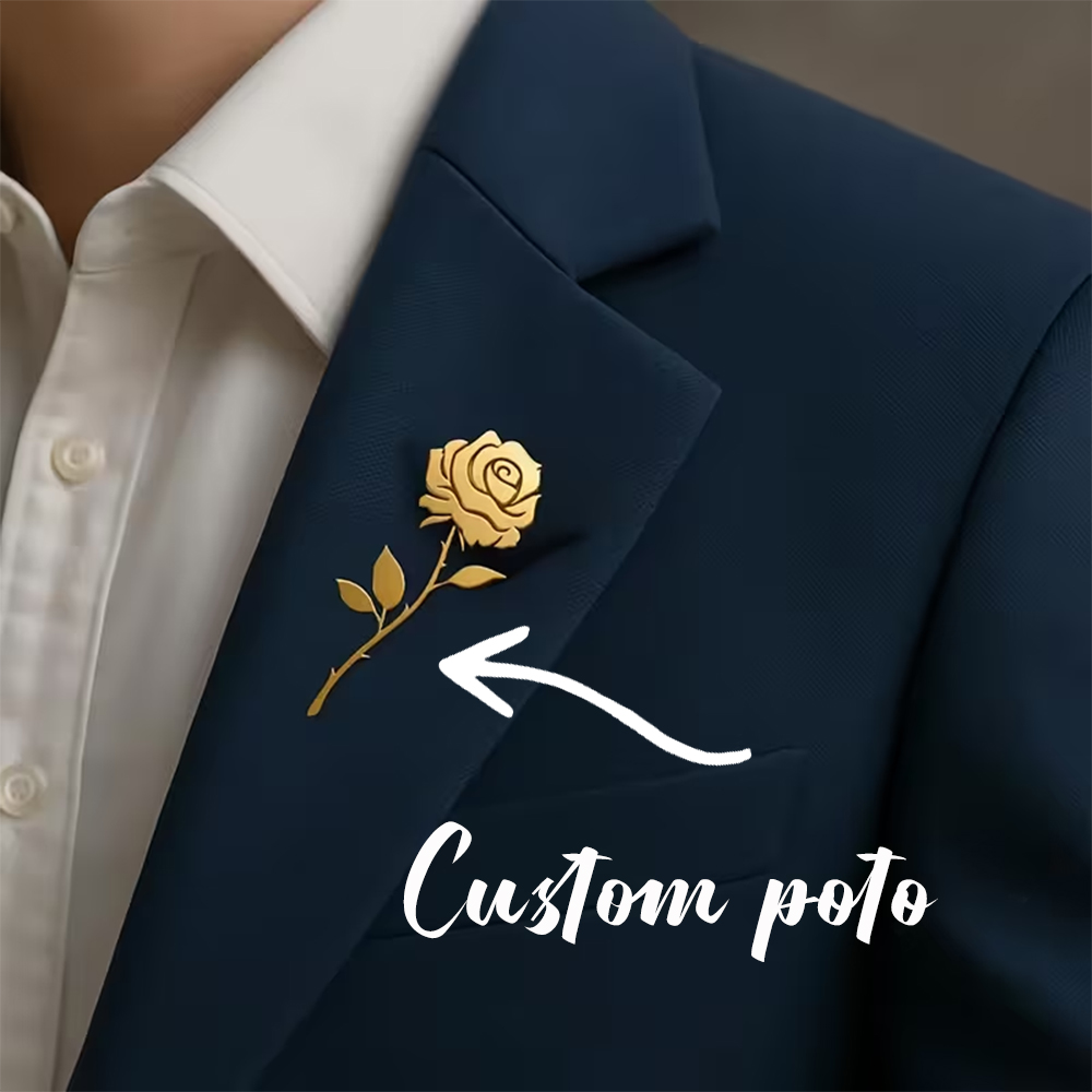 Men Accessories Photos - เข็มกลัดดอกกุหลาบแบบกำหนดเองสำหรับผู้ชาย ทำจากสแตนเลส พร้อมป้ายภาพถ่ายส่วนตัว เหมาะสำหรับงานแต่งงาน งานเลี้ยง หรือเป็นของขวัญตกแต่งปกเสื้อสูทธุรกิจ