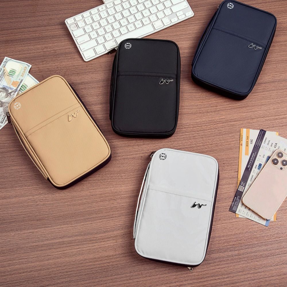 กระเป๋าใส่บัตรโพลีเอสเตอร์แบบพ - Passport Wallet Rfid บทวิจารณ์และราคา